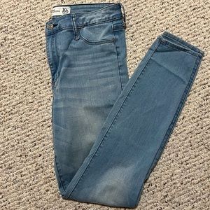 Abercrombie and Fitch Jean Legging